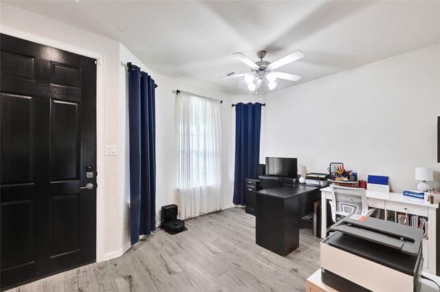 13331 Pecan Trails Drive, Santa Fe, TX 77510