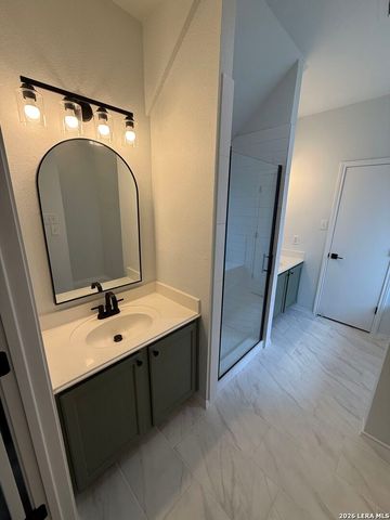 12122 Clubhouse, San Antonio, TX 78221