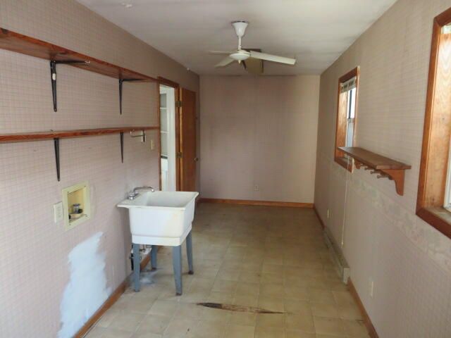 323 W 2nd Street, Paris, KY 40361