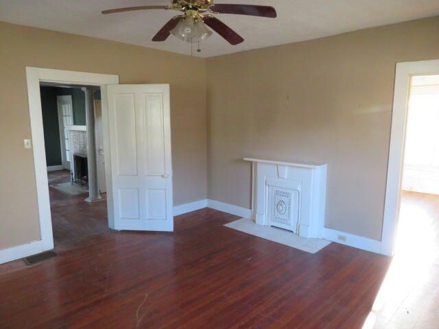 323 W 2nd Street, Paris, KY 40361