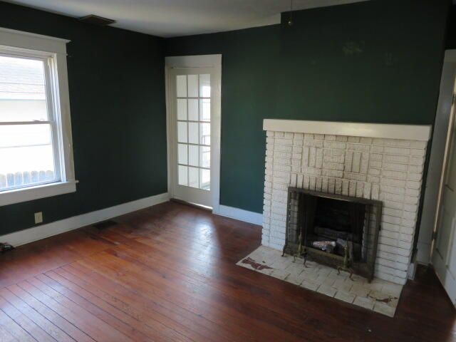 323 W 2nd Street, Paris, KY 40361