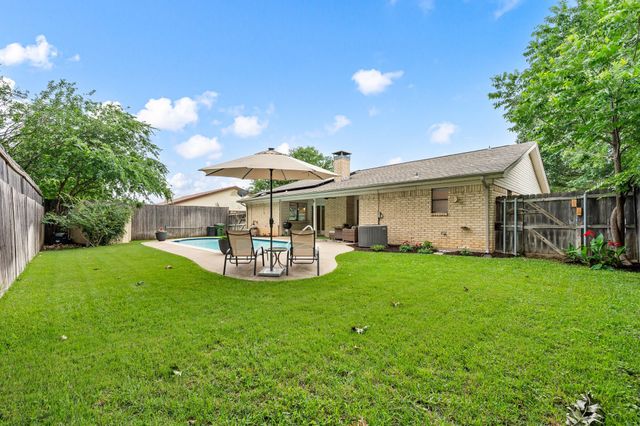 3004 Mossy Oak Lane, Bedford, TX 76021
