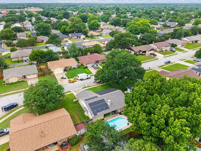 3004 Mossy Oak Lane, Bedford, TX 76021