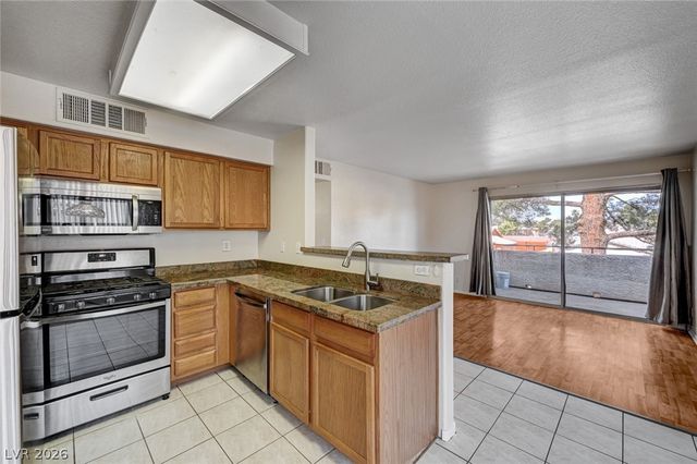 5140 Mandalay Springs Drive 204, Las Vegas, NV 89120