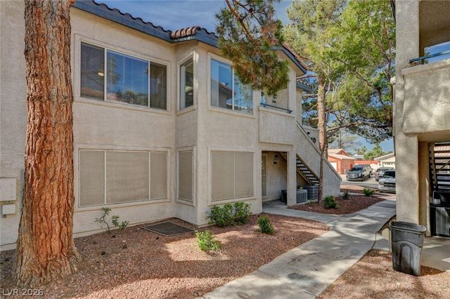 5140 Mandalay Springs Drive 204, Las Vegas, NV 89120