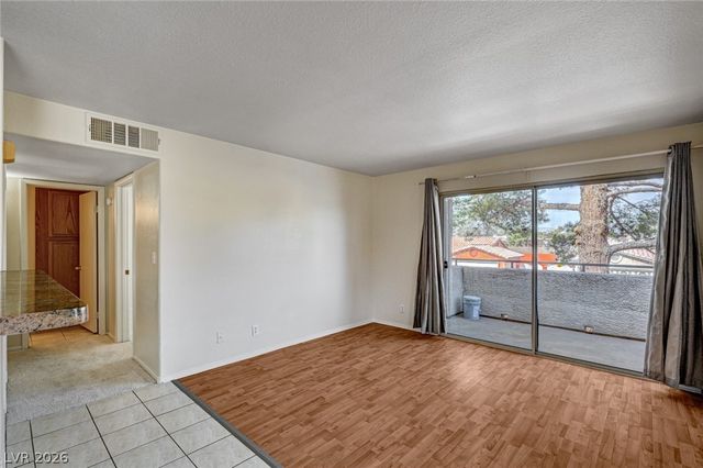 5140 Mandalay Springs Drive 204, Las Vegas, NV 89120