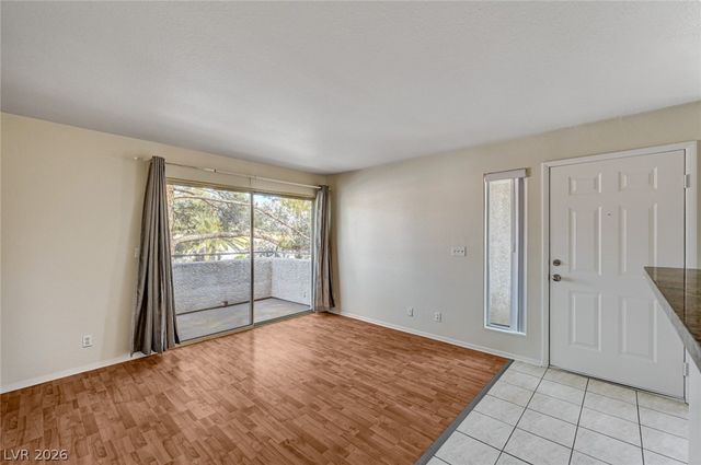 5140 Mandalay Springs Drive 204, Las Vegas, NV 89120