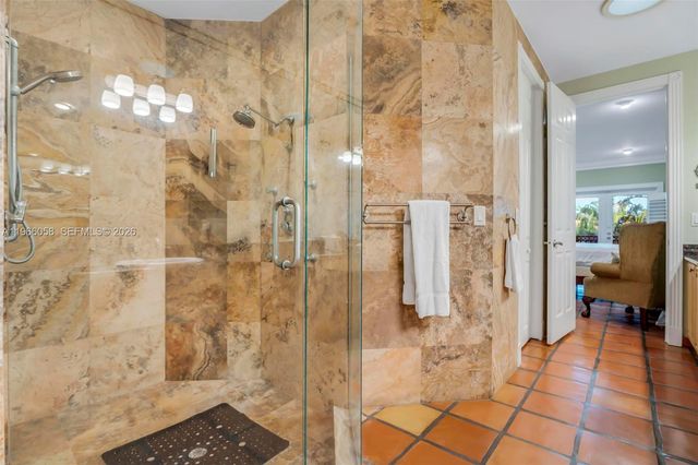 423 NE 23rd St, Wilton Manors, FL 33305