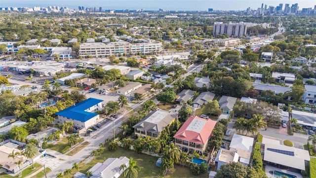 423 NE 23rd St, Wilton Manors, FL 33305
