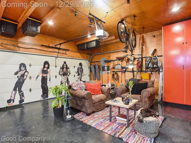 25625 Napier Road, Lyon Charter Township, MI 48178