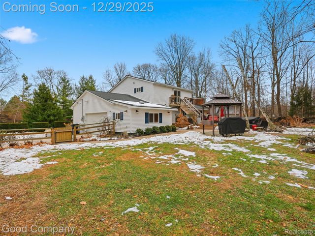 25625 Napier Road, Lyon Charter Township, MI 48178