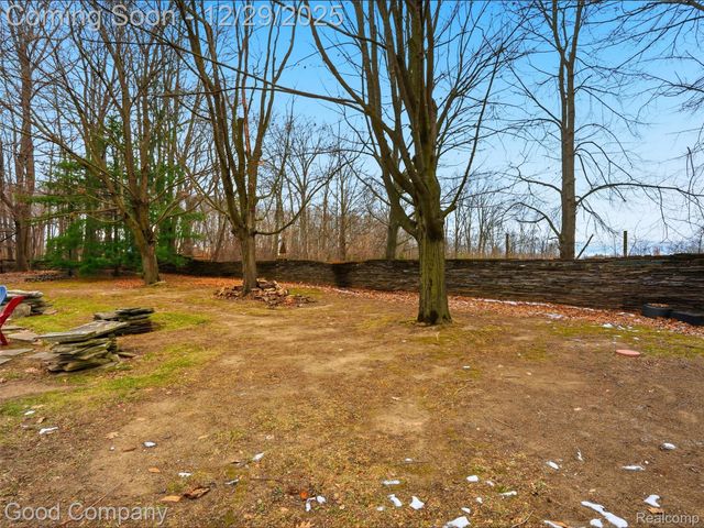 25625 Napier Road, Lyon Charter Township, MI 48178