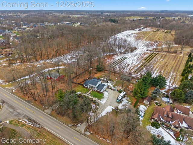25625 Napier Road, Lyon Charter Township, MI 48178