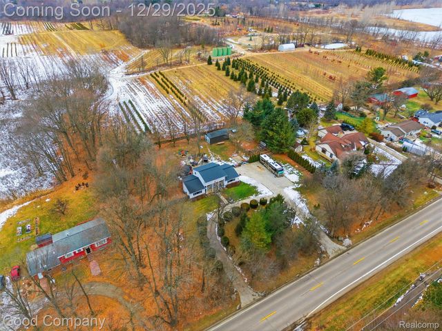 25625 Napier Road, Lyon Charter Township, MI 48178