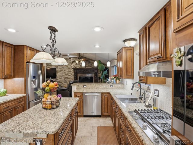 25625 Napier Road, Lyon Charter Township, MI 48178