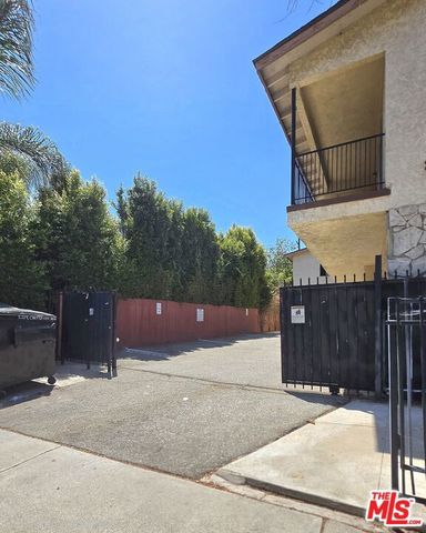 2219 Crenshaw Boulevard 2, Los Angeles, CA 90016