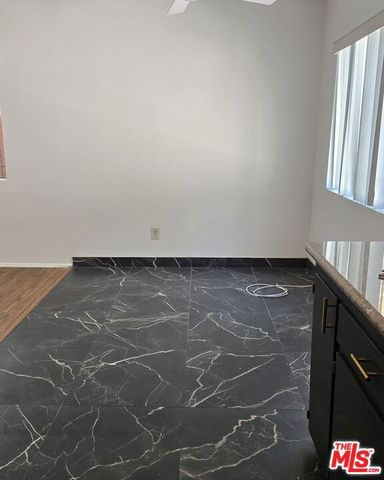 2219 Crenshaw Boulevard 2, Los Angeles, CA 90016