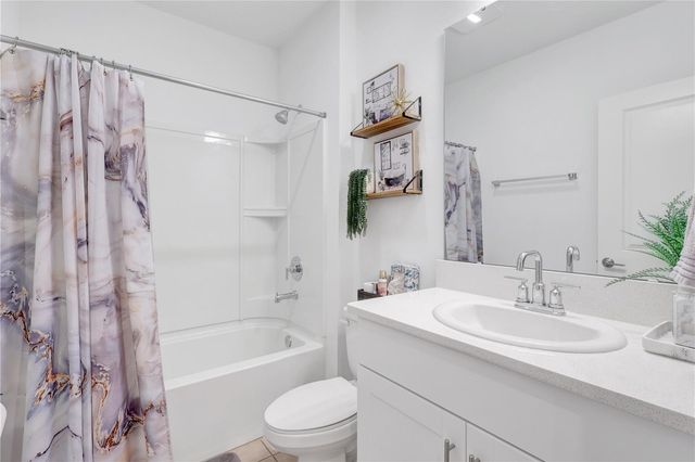 585 PINK IBIS BEND, St Cloud, FL 34772