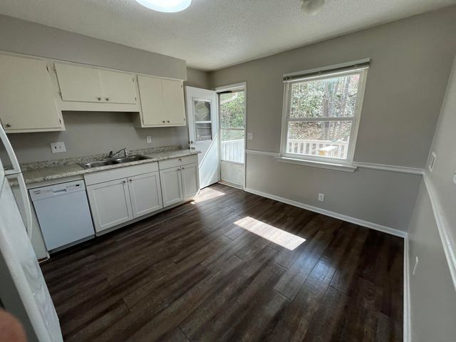 1413 Mana Lane 12, Chattanooga, TN 37412