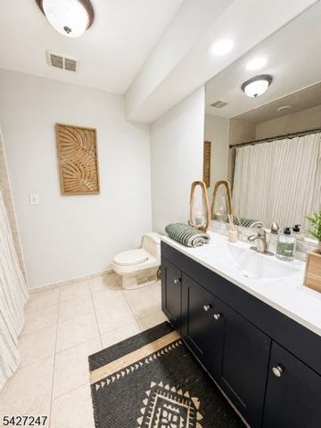 3 Elizabeth Ln, Rockaway Twp., NJ 07866