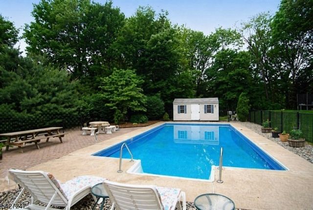 3 Elizabeth Ln, Rockaway Twp., NJ 07866