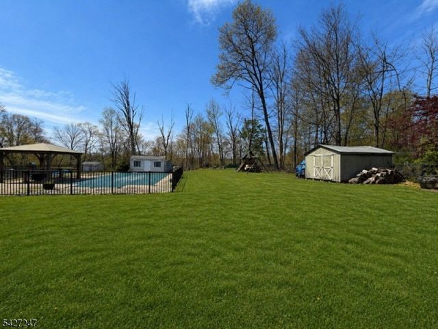 3 Elizabeth Ln, Rockaway Twp., NJ 07866