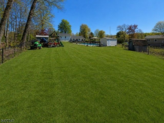 3 Elizabeth Ln, Rockaway Twp., NJ 07866