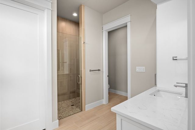 1060 Albatross Way, Kerrville, TX 78028