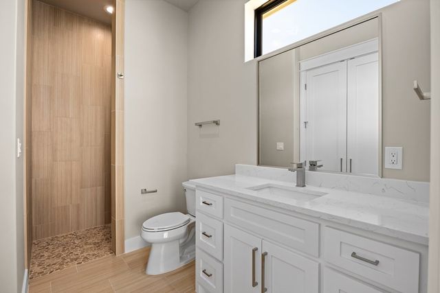 1060 Albatross Way, Kerrville, TX 78028