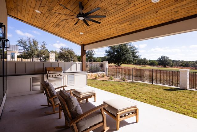 1060 Albatross Way, Kerrville, TX 78028