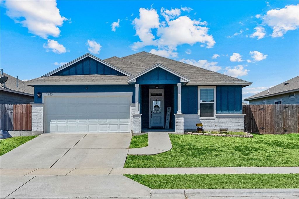 1713 Flagship Dr, Corpus Christi, TX 78410 — exterior