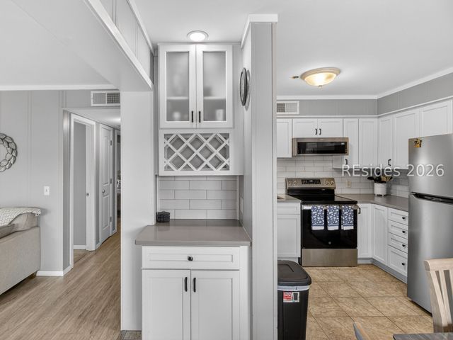 40 Folly Field Road 130, Hilton Head Island, SC 29928