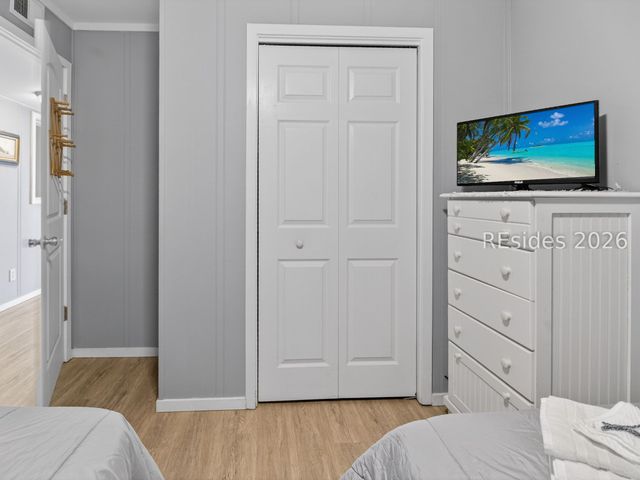 40 Folly Field Road 130, Hilton Head Island, SC 29928