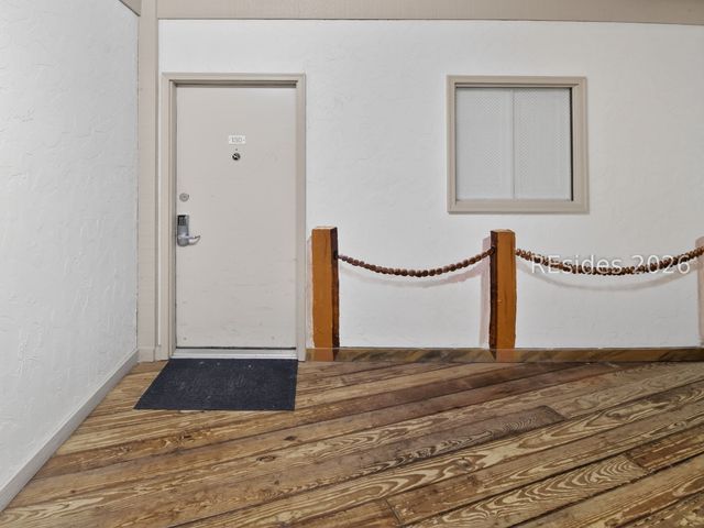 40 Folly Field Road 130, Hilton Head Island, SC 29928