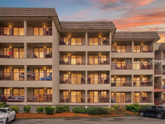 40 Folly Field Road 130, Hilton Head Island, SC 29928