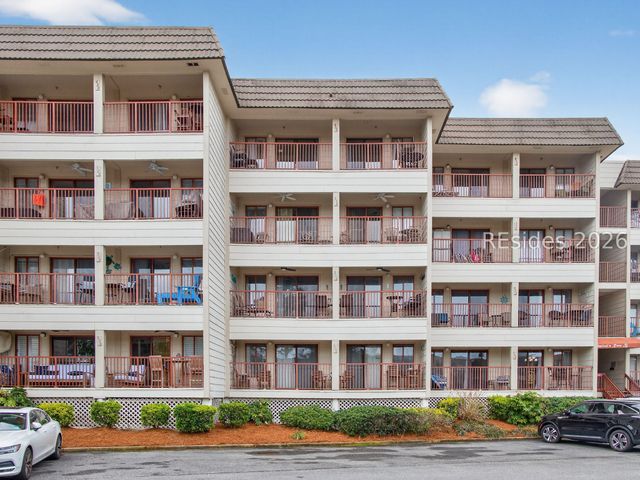 40 Folly Field Road 130, Hilton Head Island, SC 29928