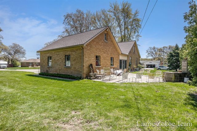 347 Dewitt Lane, Spring Lake, MI 49456