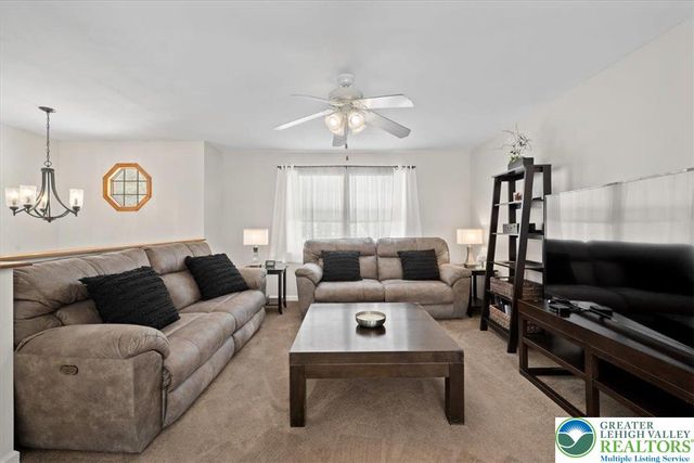 260 Forest Inn Road, Towamensing Twp, PA 18235