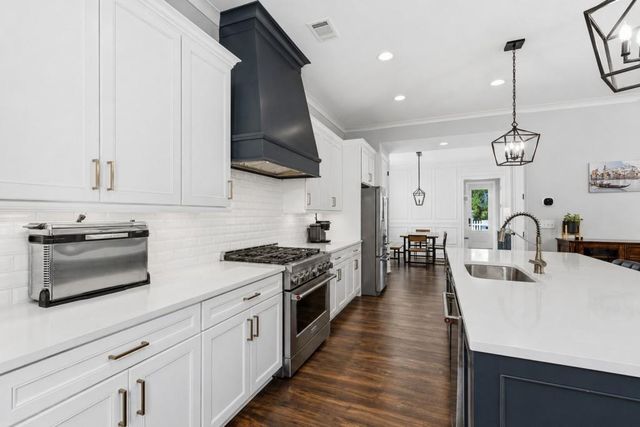 1822 Commons Circle, Brookhaven, GA 30341