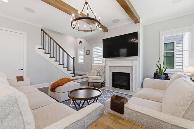 1822 Commons Circle, Brookhaven, GA 30341