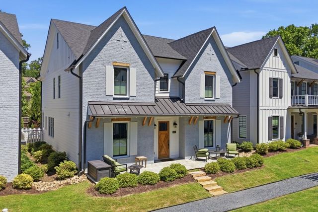 1822 Commons Circle, Brookhaven, GA 30341