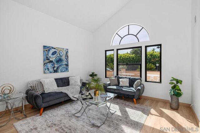 1095 Paseo Entrada, Chula Vista, CA 91910