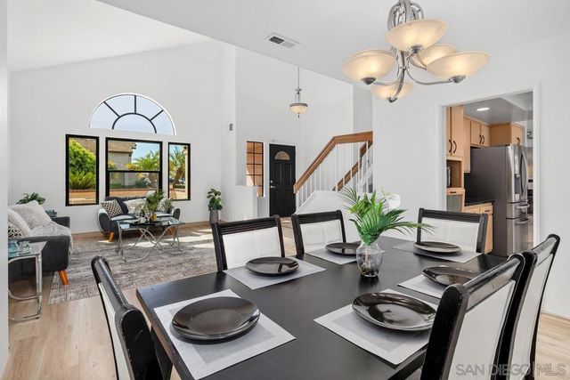 1095 Paseo Entrada, Chula Vista, CA 91910