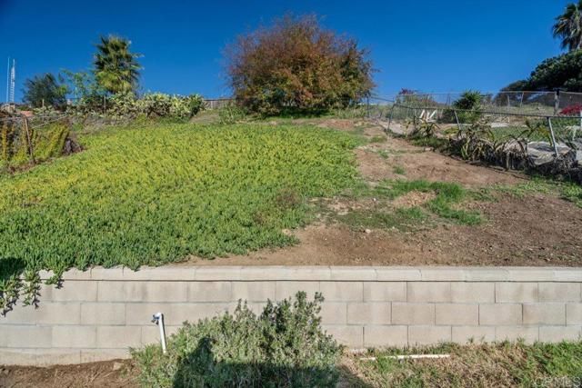 245 Deep Dell Rd, San Diego, CA 92114