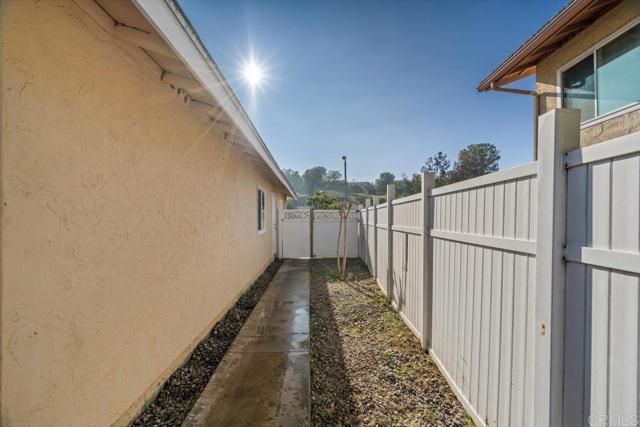 245 Deep Dell Rd, San Diego, CA 92114