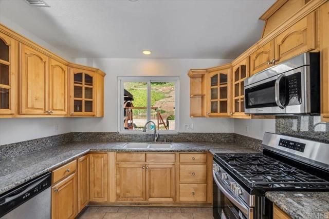 245 Deep Dell Rd, San Diego, CA 92114