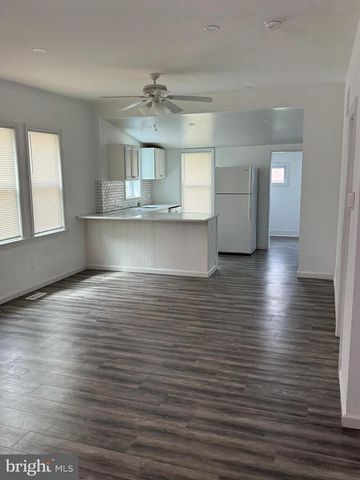 27 W COLLINGSWOOD AVE, Oaklyn, NJ 08107