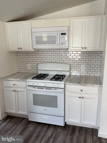 27 W COLLINGSWOOD AVE, Oaklyn, NJ 08107