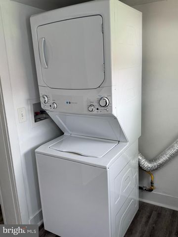 27 W COLLINGSWOOD AVE, Oaklyn, NJ 08107