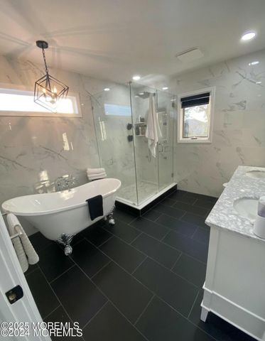 604 Van Note Parkway, Oakhurst, NJ 07755